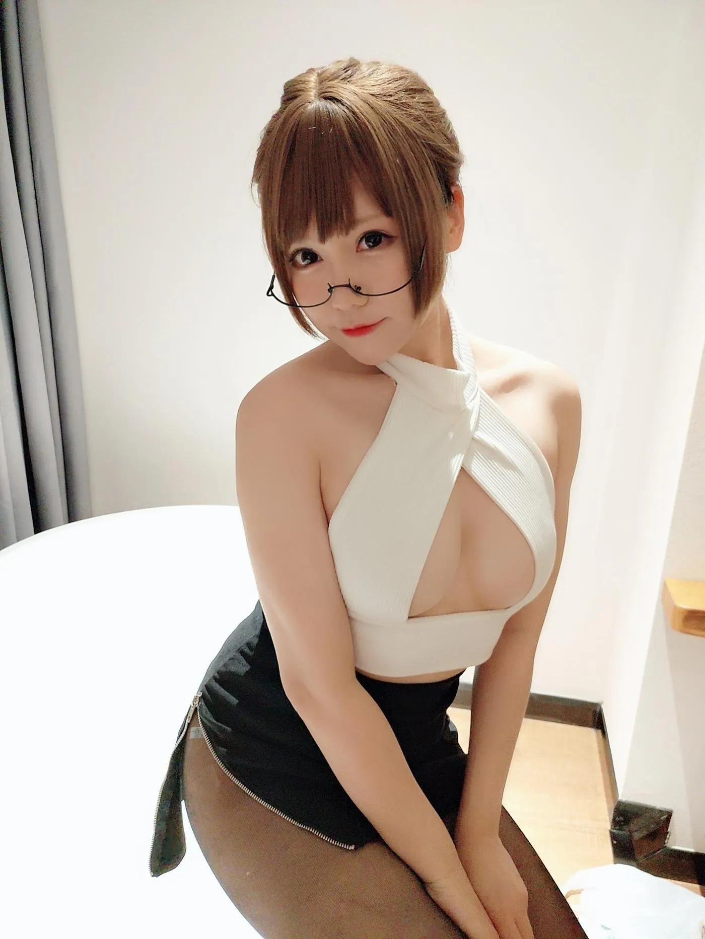 Nyako喵子 – NO.24 自拍六连5开胸黑丝自拍 [18P]插图3